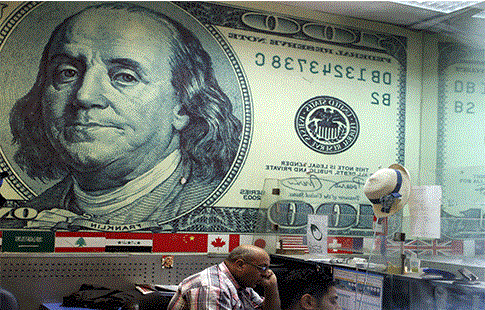 Dollar : Une étincelle enflamme le marché noir