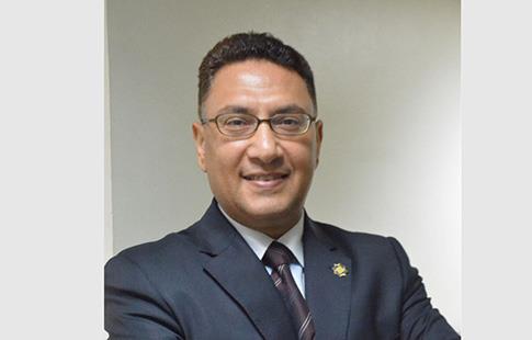 Dr Ahmad Qandil