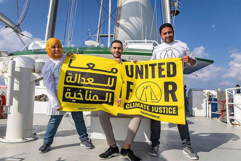 Greenpeace débarque en Egypte avec à bord de jeunes leaders du climat